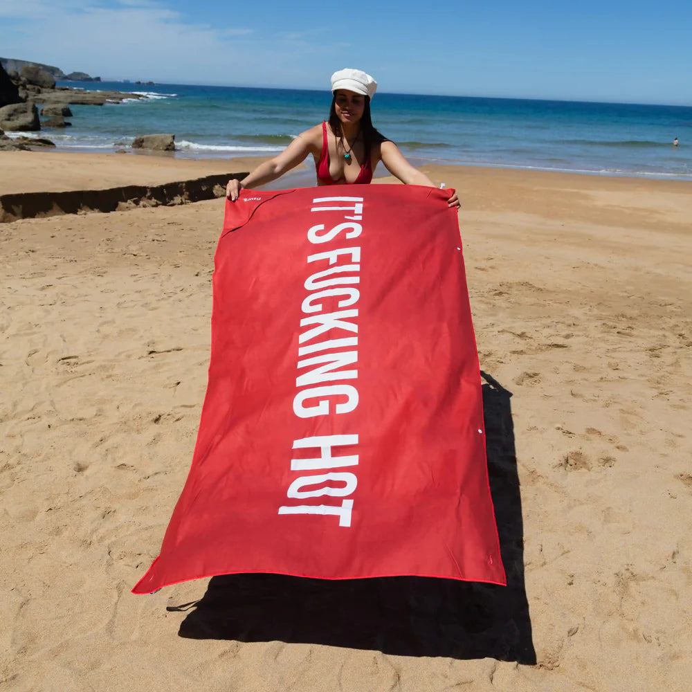 Beach towel "it's fucking hot" red