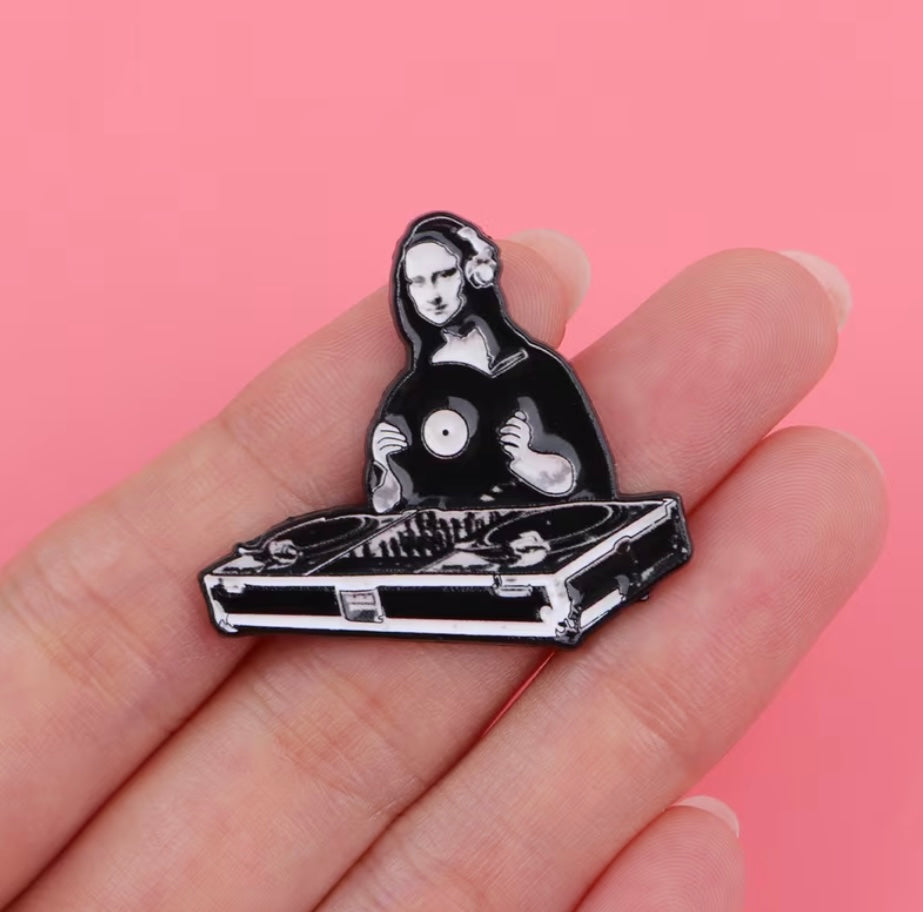 Monalisa Resident DJ Badge
